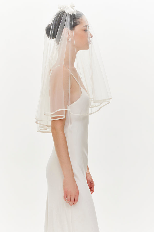 White lotus Veil