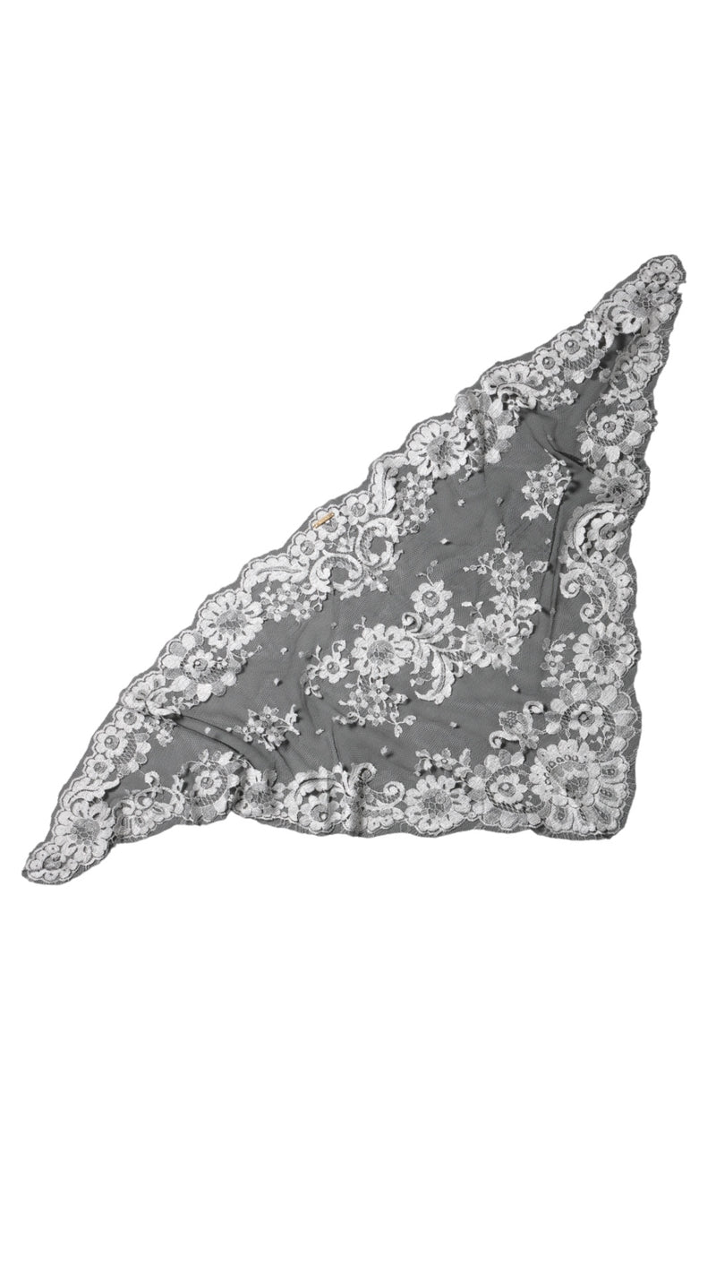 Delicate Lace scarf - Black & White