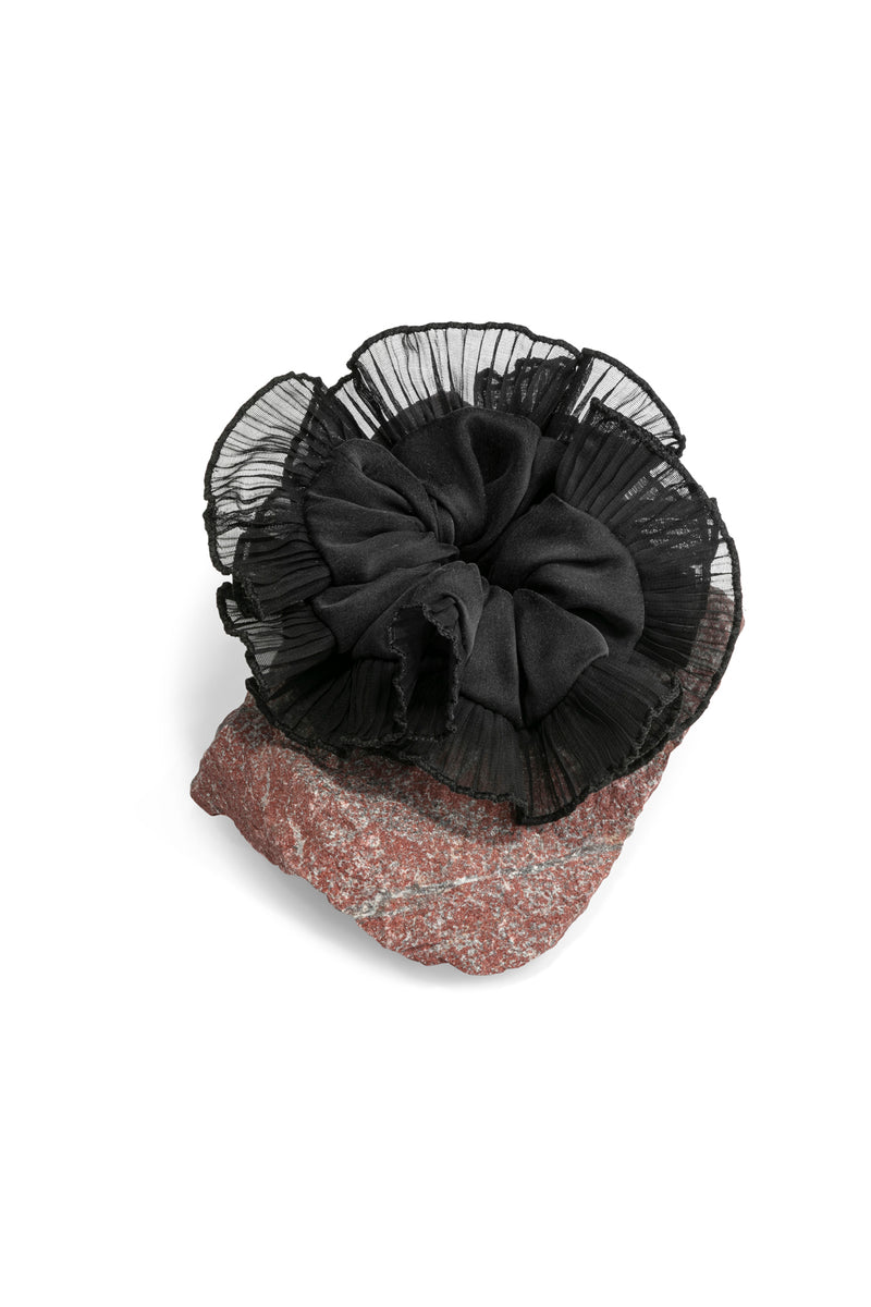Plisse' Scrunchy - Black