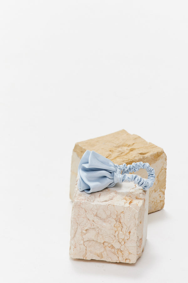 Silk rose Scrunchy - Light Blue