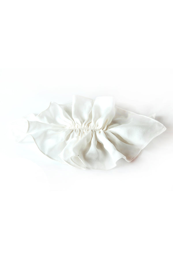 Silk ruffle hairclip - White