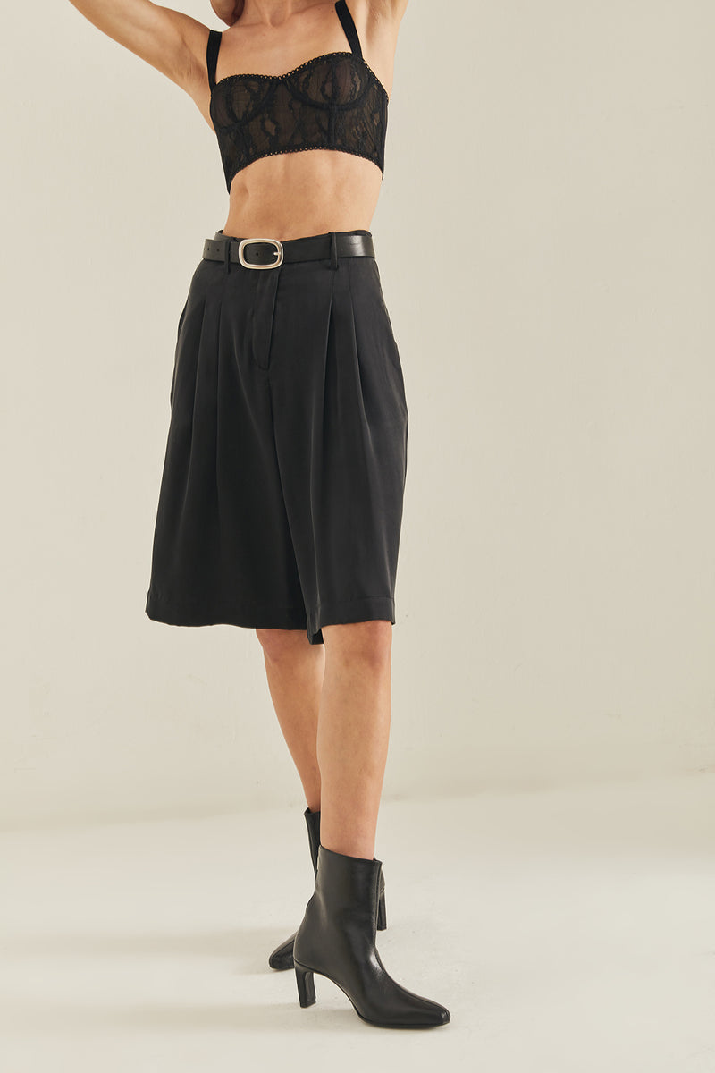 Caro tailored silk shorts - BLACK